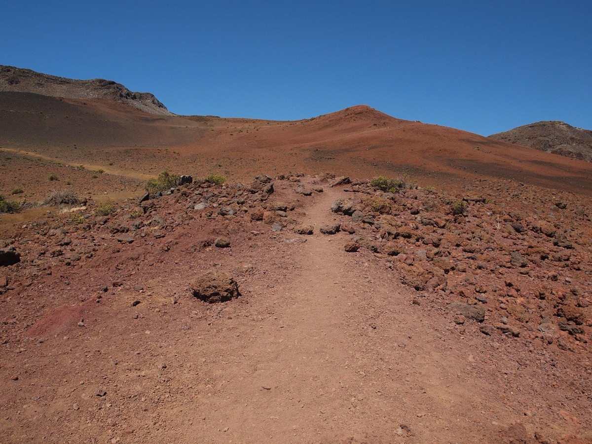 hawaii volcano hike, hawaii activity, tour tip, hawaii tour, hawaii travel tip