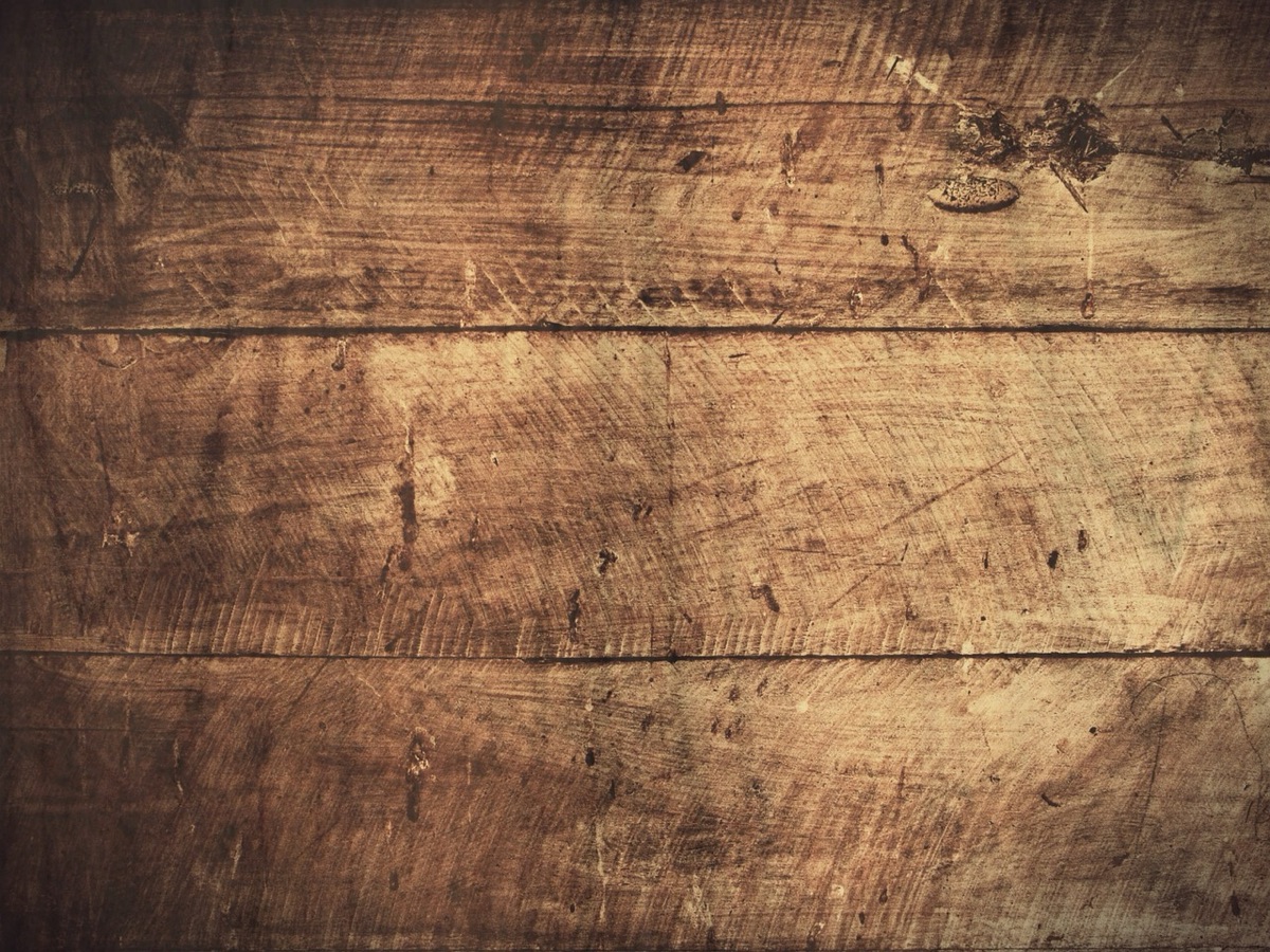 escoba de madera y coche alquilar en Hawái